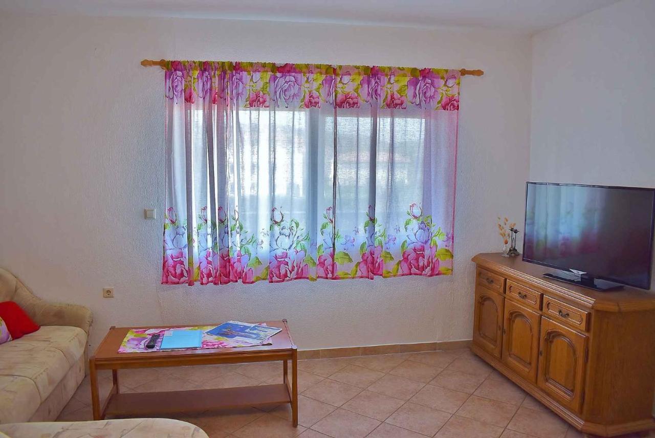 Apartment In Lopar/Insel Rab 17739 Exterior foto